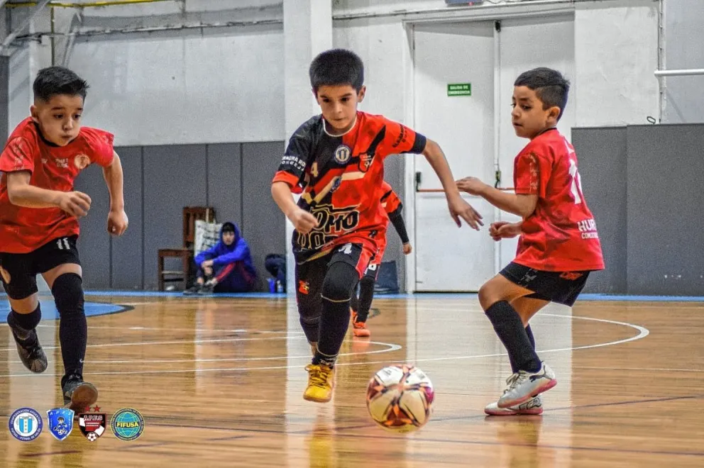 Continúa la acción del futsal promocional