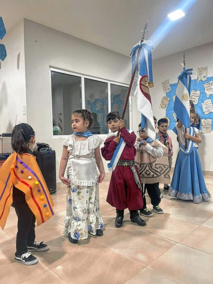 El Jardín de Infantes del club Newbery celebró el 9 de Julio