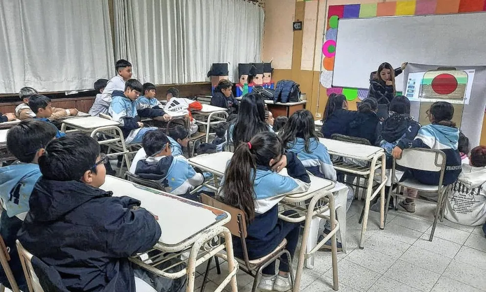 Brindaron una charla sobre Educación Sexual Integral (ESI) a alumnos de 5º y 6º de la Escuela 172