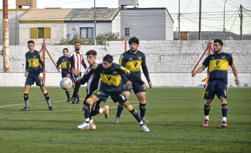 Mientras el líder descansa, el resto intentará arrimarse