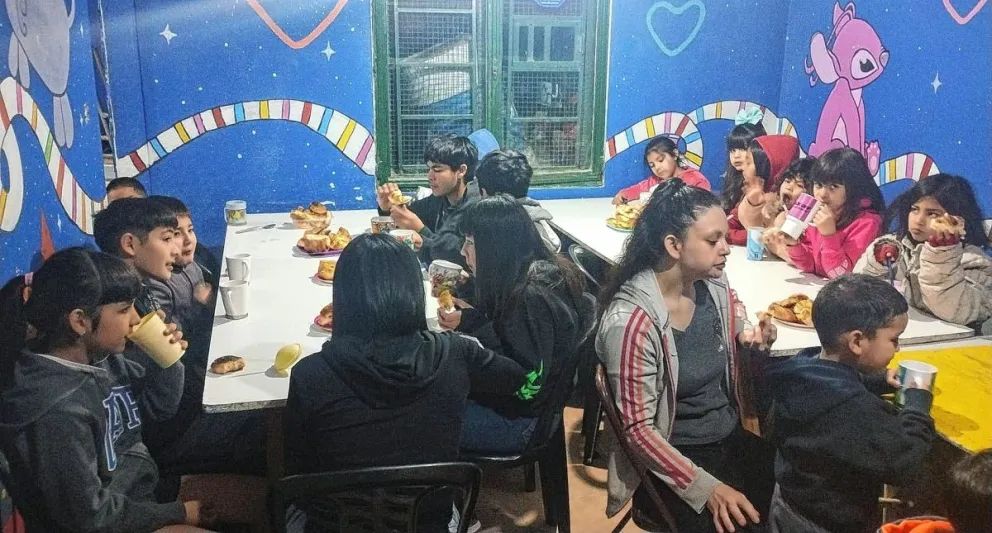 El comedor “Panza llena, corazón contento” inició la colecta de alimentos para festejar el Día de las Infancias