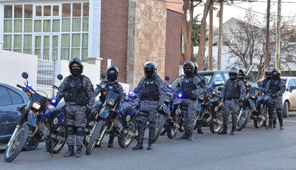 Más de 100 efectivos se abocarán al operativo de seguridad ante el partido de Argentina y Colombia