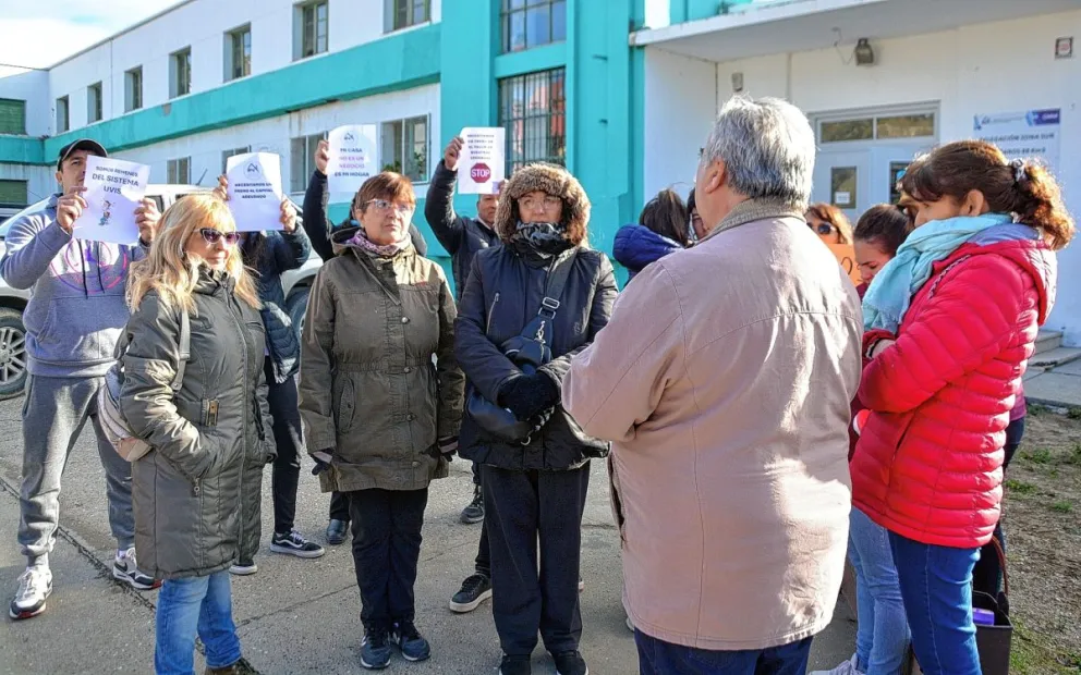 Vecinos se manifestaron para reclamar por los “aumentos excesivos” de las cuotas