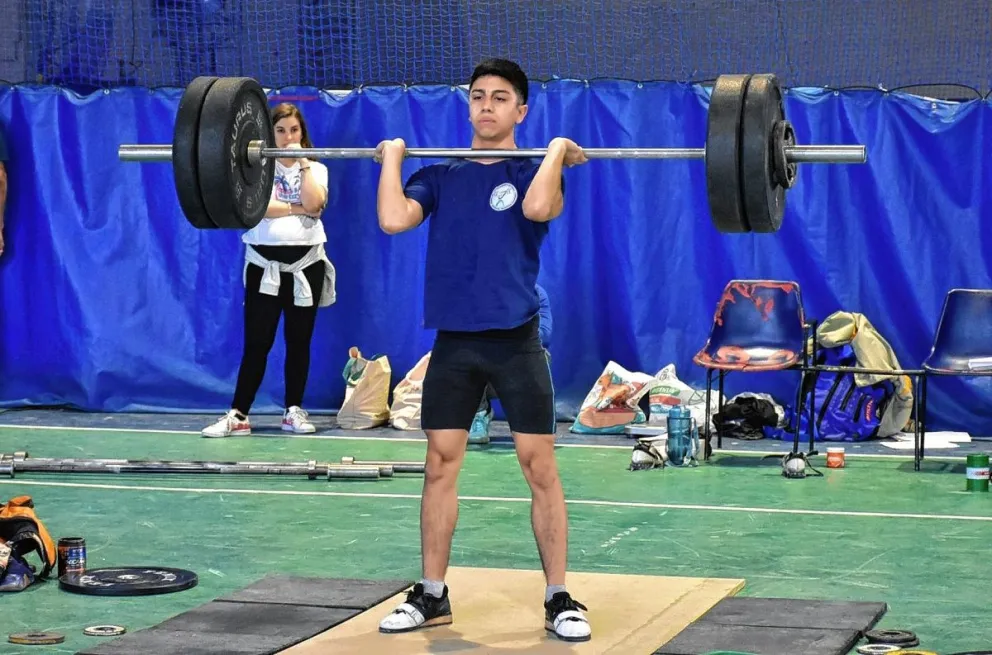Pablo Tahir con proyección nacional en el Levantamiento Olímpico de Pesas