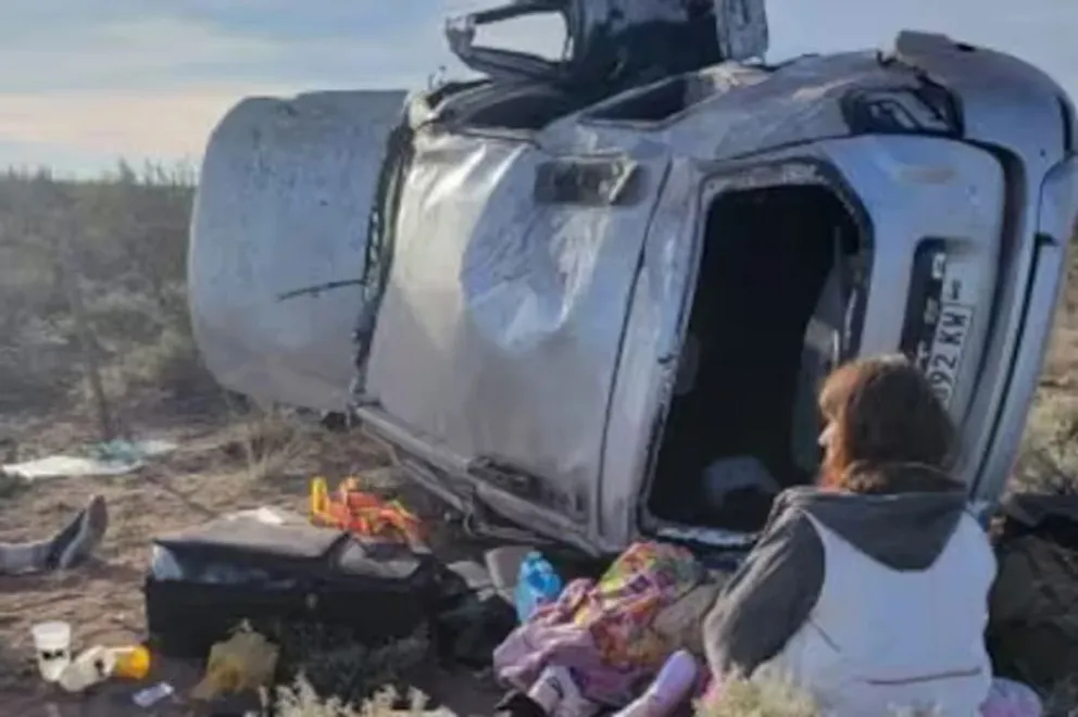 Accidente fatal en Río Negro: viajaron para esparcir las cenizas de un familiar, volcaron y murió una mujer