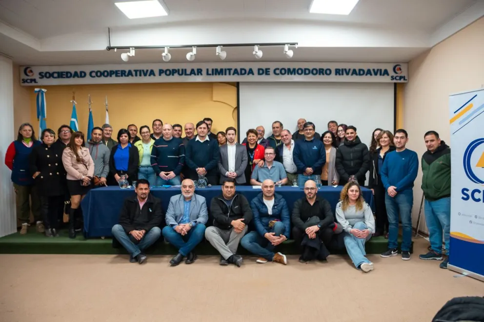La SCPL celebró la firma de una gran obra de infraestructura energética junto a 35 entidades