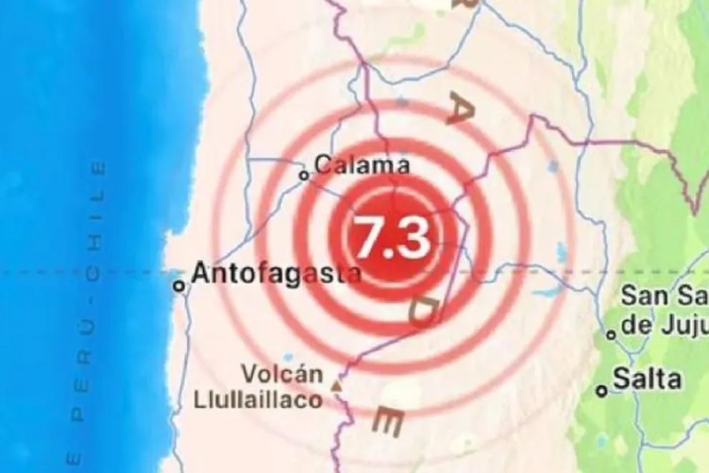 Fuerte sismo sacudió el norte de Chile y alimenta el temor por un megaterremoto