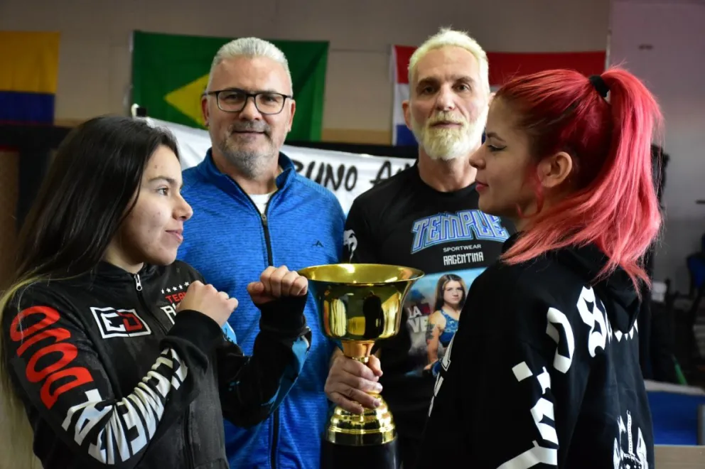 El Brutal Fight Night VII hará historia con la primera pelea femenina de MMA