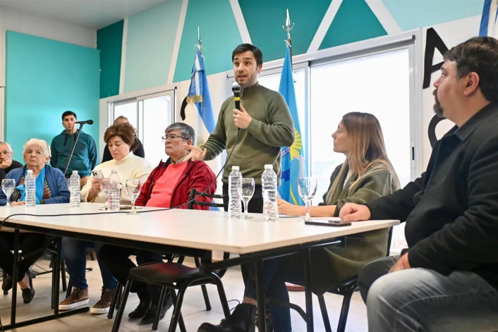 Torres anunció que presentará en la Legislatura una “Ley de Protección para Adultos Mayores”
