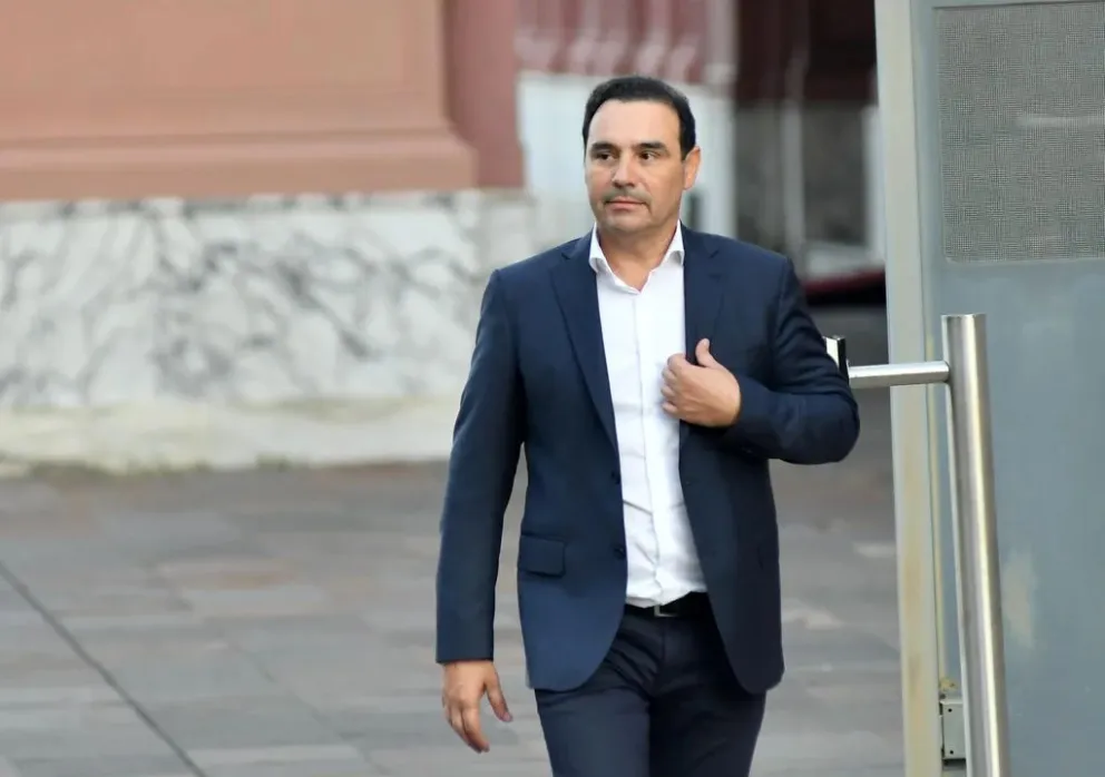 Grave denuncia contra el padre del gobernador de Corrientes: "Me violó y producto de eso tuve un hijo"