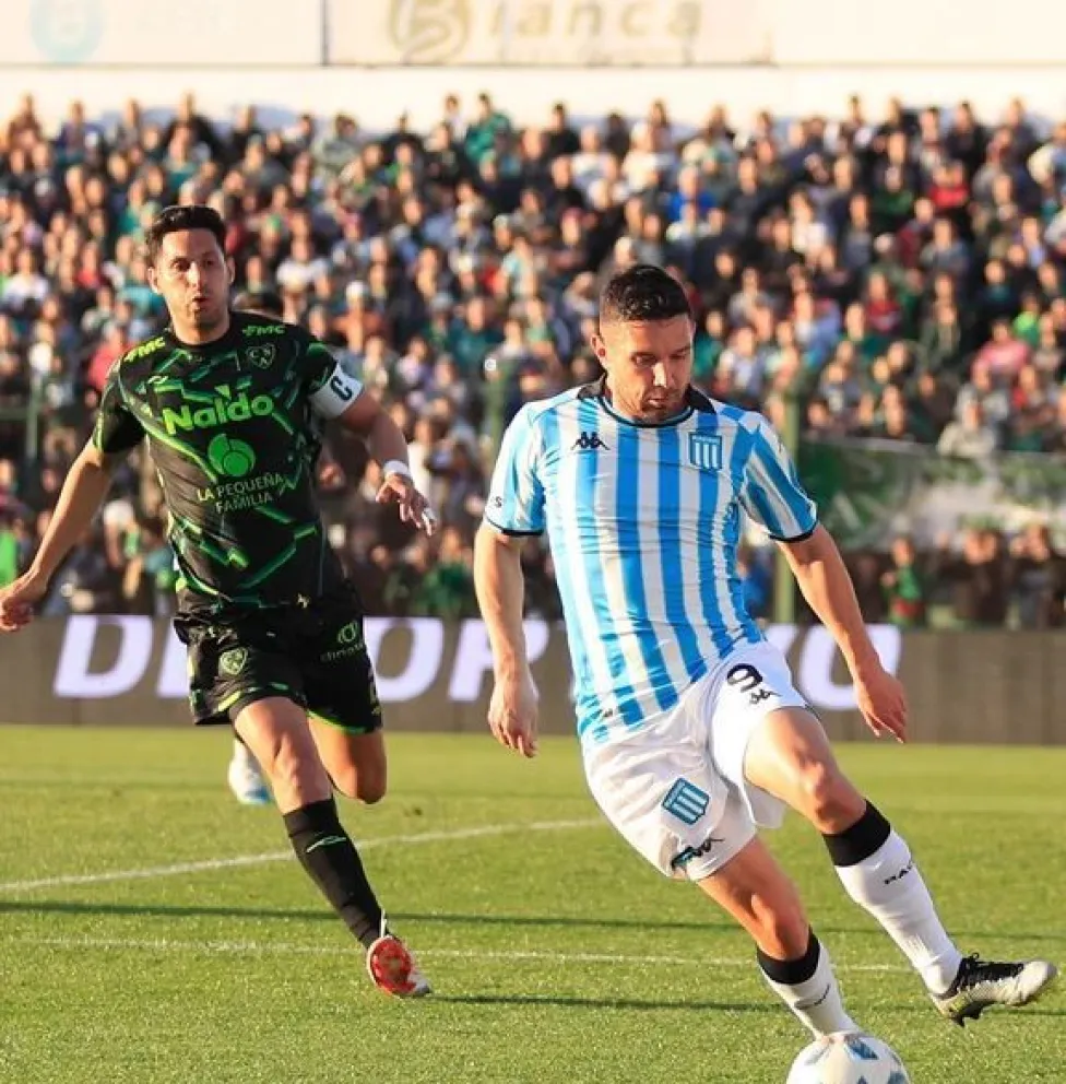 Racing perdió ante Sarmiento y no pudo quedar como líder de la Liga Profesional