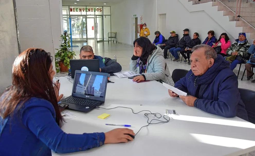 Continúan brindando asistencia para tramitar el subsidio energético en el CIP