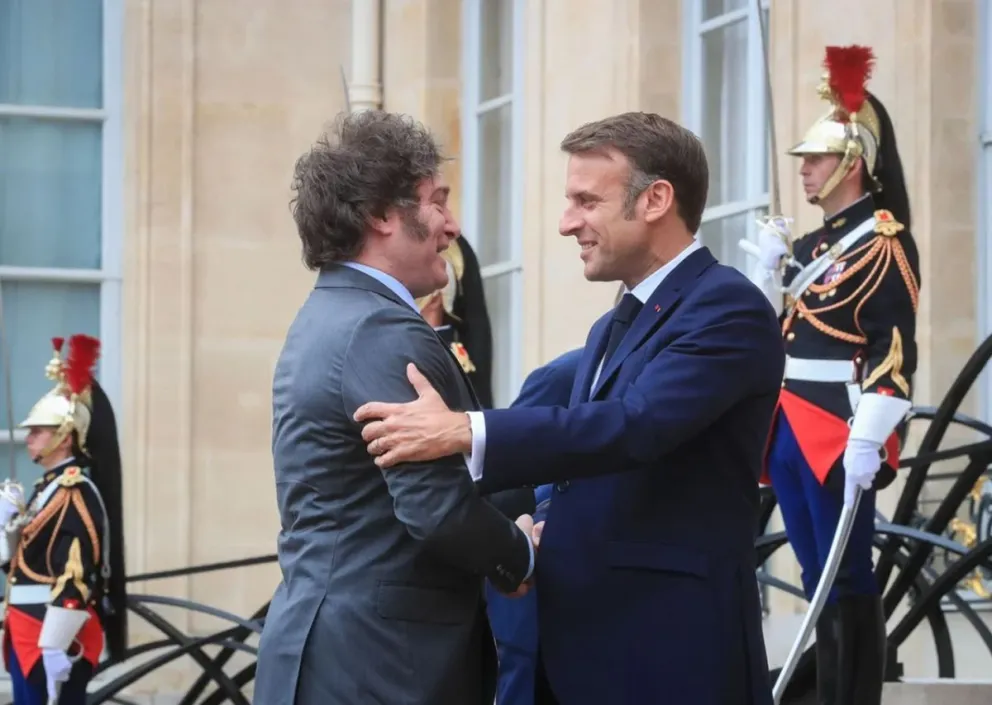 Milei se reunió con Macron en Francia en la previa de la inauguración de los Juegos Olímpicos