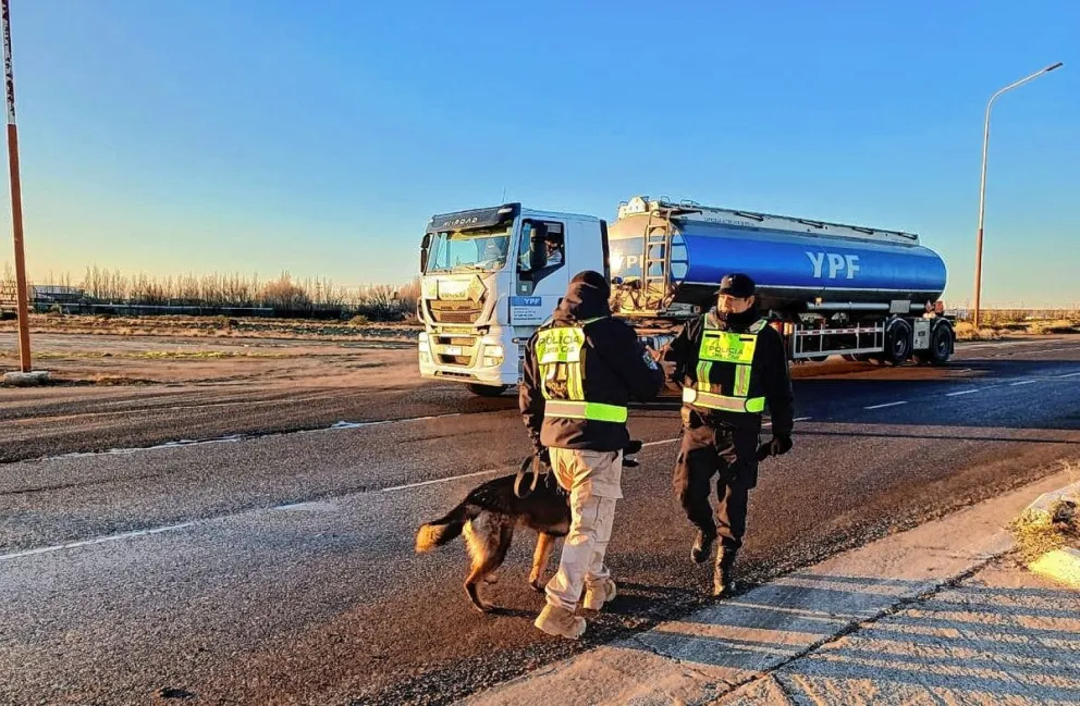Realizaron control de prevención contra el narcotráfico y la trata de personas en el acceso a Puerto San Julián