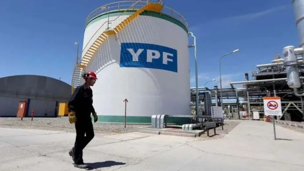 YPF firmó un acuerdo por la cesión de las áreas de Neuquén Sur