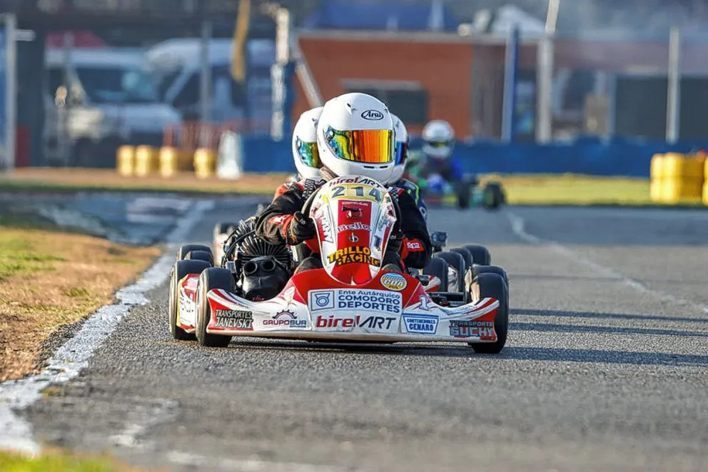 Lucio Bergia cerca del podio en el Argentino de Karting