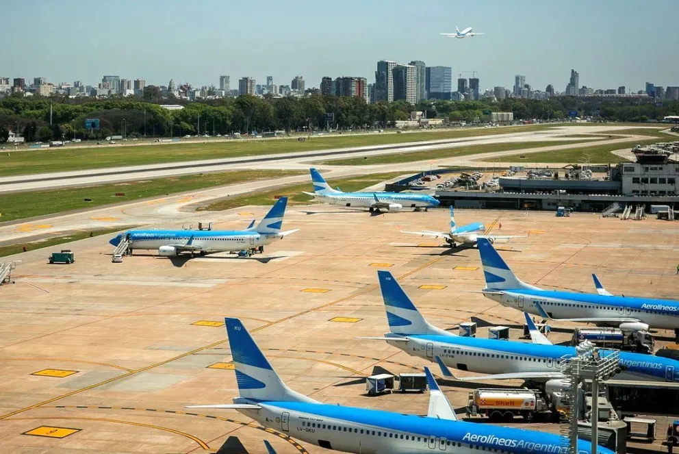 Normalizan vuelos de Aerolíneas Argentinas tras falla técnica en el sistema
