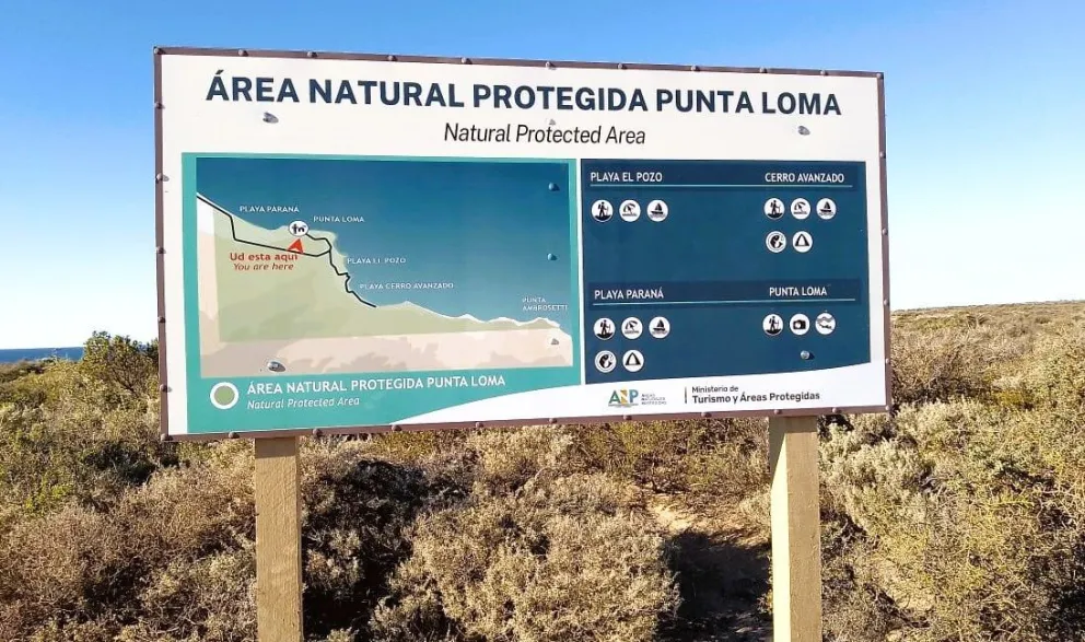 El Gobierno del Chubut renovó luego de diez años la cartelería de Punta Loma