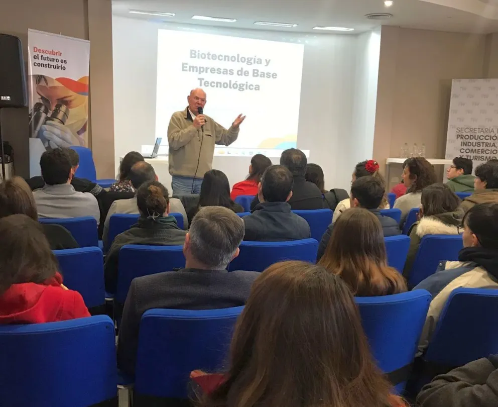 El Gobierno del Chubut busca acercar la ciencia a la población provincial