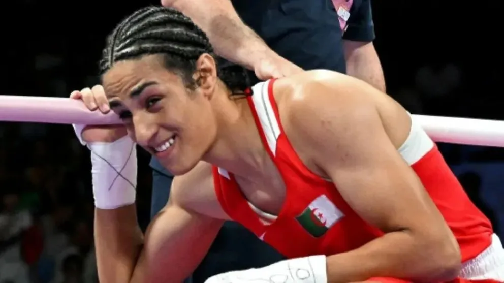 La boxeadora argelina que generó POLÉMICA en París 2024 ya conoce a su próximo rival: de quién se trata