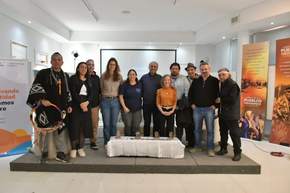 Provincia realizó conversatorio sobre el hallazgo en Camarones de los restos humanos más antiguos de la Patagonia