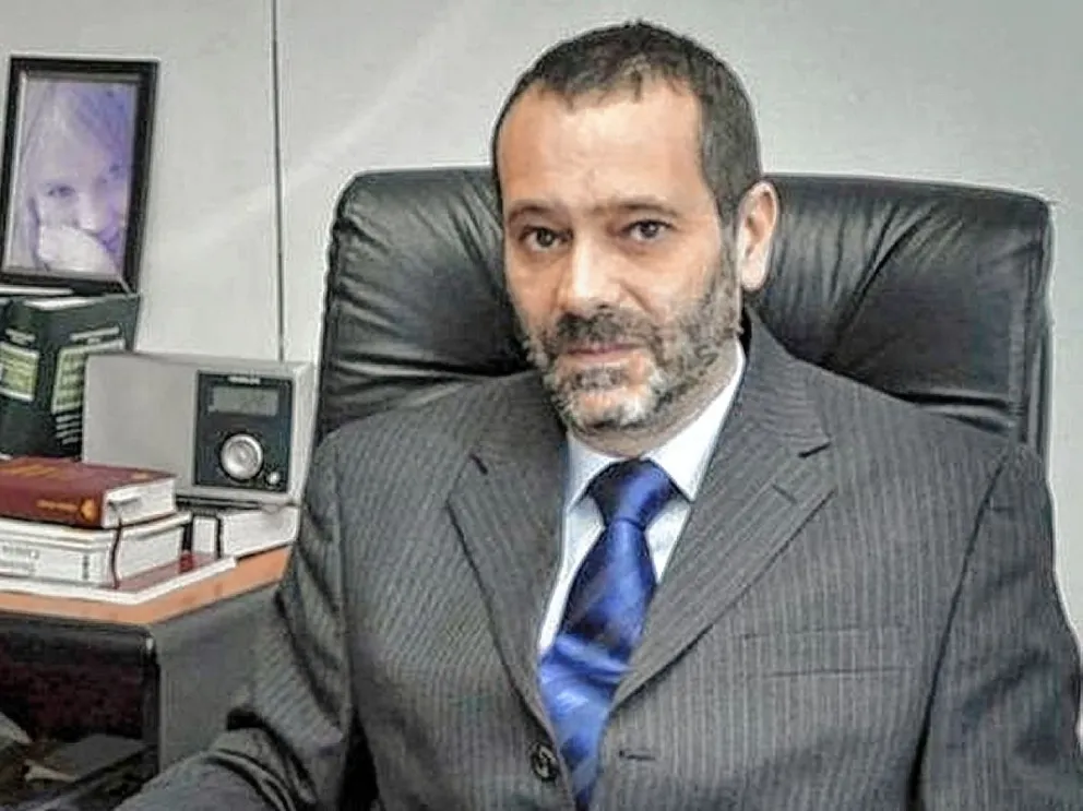 Panizzi inició su trámite de jubilación y se archivará el proceso de juicio político