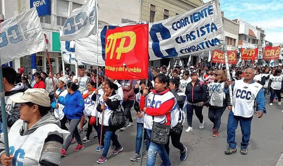 Movimientos sociales y políticos realizan olla popular y movilización en el Día de San Cayetano