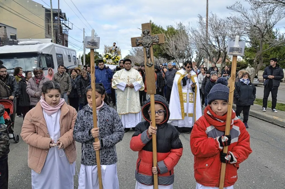 La ermita de San Cayetano recibió la visita de fieles para pedir por trabajo y también agradecer