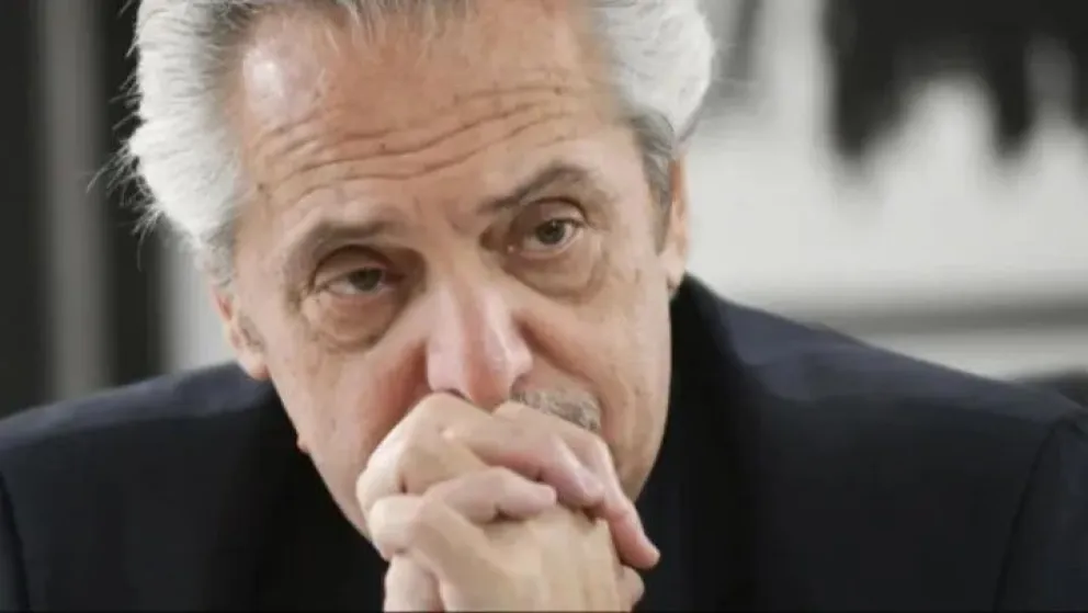 Alberto Fernández publicó una imagen familiar en Pascuas y expresó: “Nunca podrán separarnos porque estás en mi alma”.