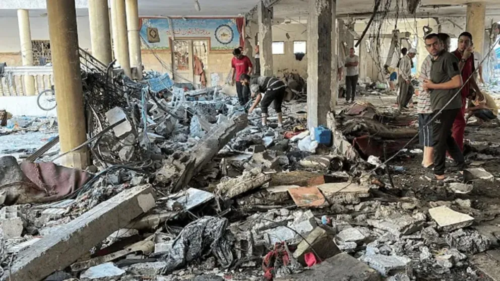 Tensión en Medio Oriente: al menos 100 personas murieron por un bombardeo israelí a una escuela de Gaza
