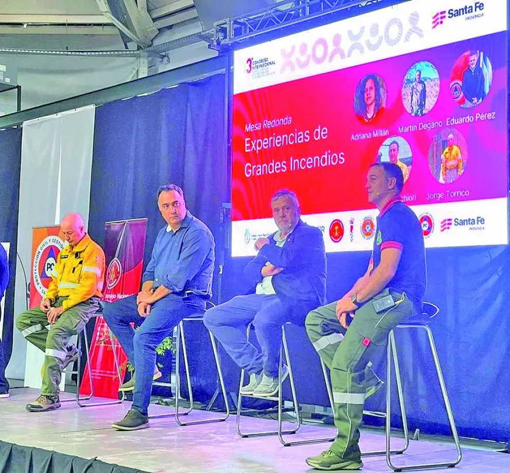 Chubut expuso sobre experiencias en grandes incendios en un congreso internacional