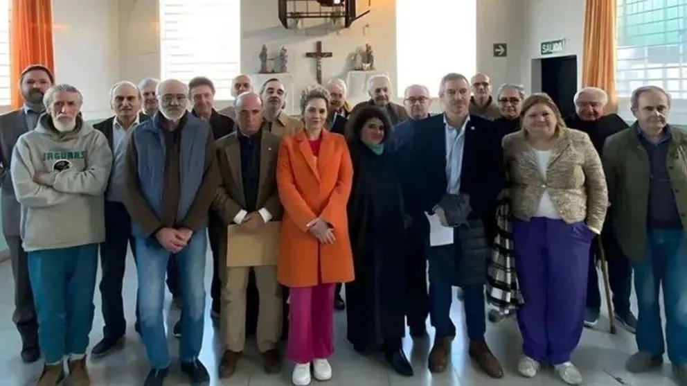Los diputados libertarios que visitaron a represores en Ezeiza