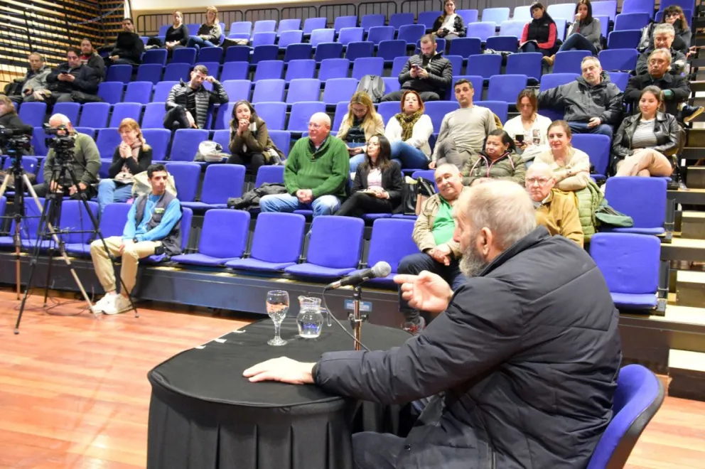 Audiencia Pública: El sector de jubilados, uno de los más golpeados por los aumentos en los servicios