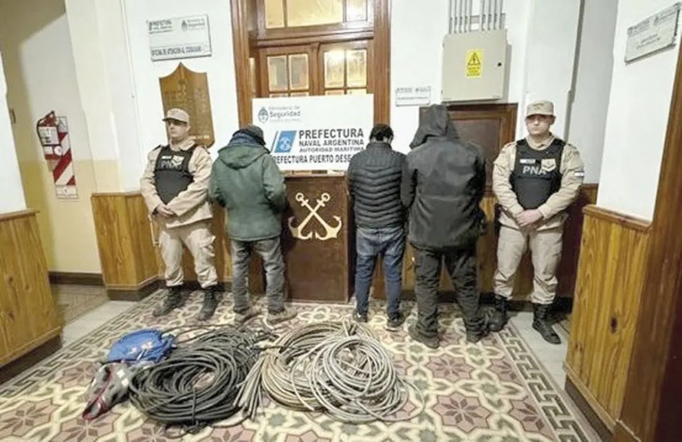 Prefectura detuvo a tres hombres por intento de robo en la zona portuaria 