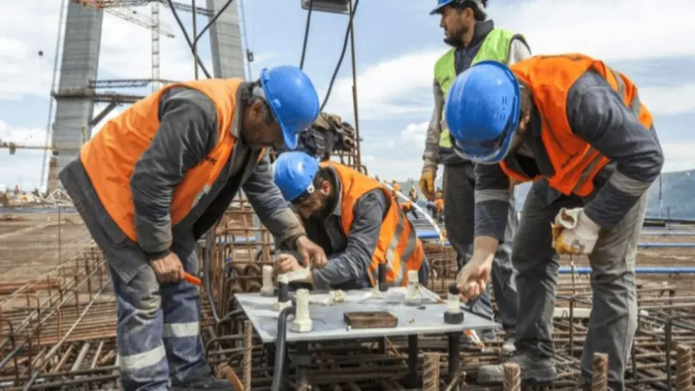 Cae el empleo privado en el país: Leve mejora en Chubut