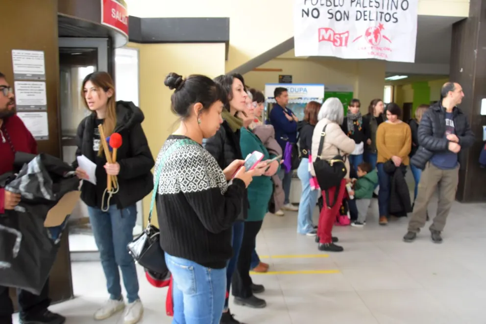 “Ruidazo” en la universidad en reclamo por la situación salarial y presupuestaria