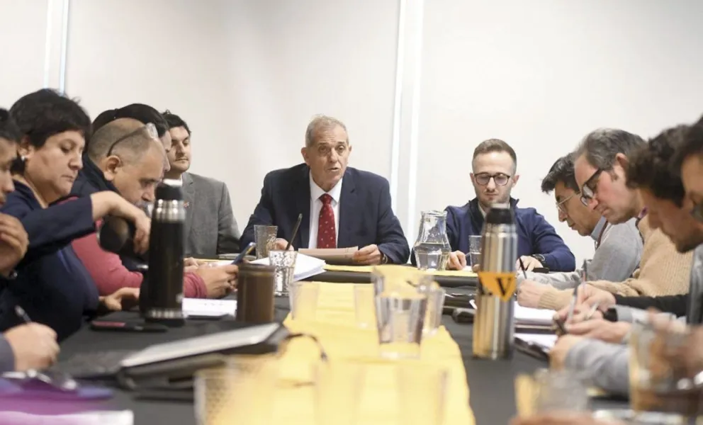 Paritaria docente: Se acordó aumento salarial del 20% en tres meses y mejoras en el ítem “Zona Patagónica”