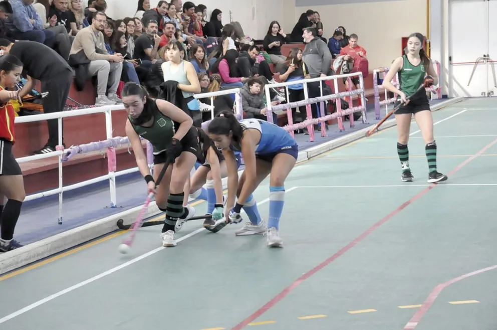 Chenque y Lagartos siguen ganando