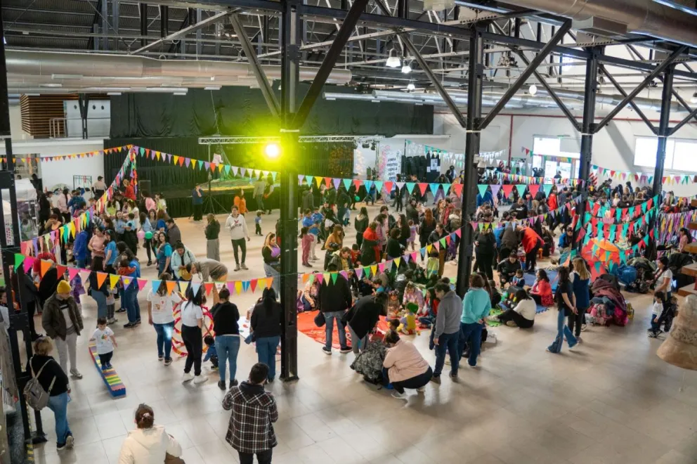Más de 220 niños de jardines maternales participaron del festejo por el Día de las Infancias