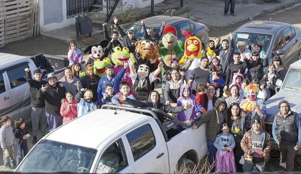 Mañana domingo saldrán a repartir golosinas por barrios de la ciudad