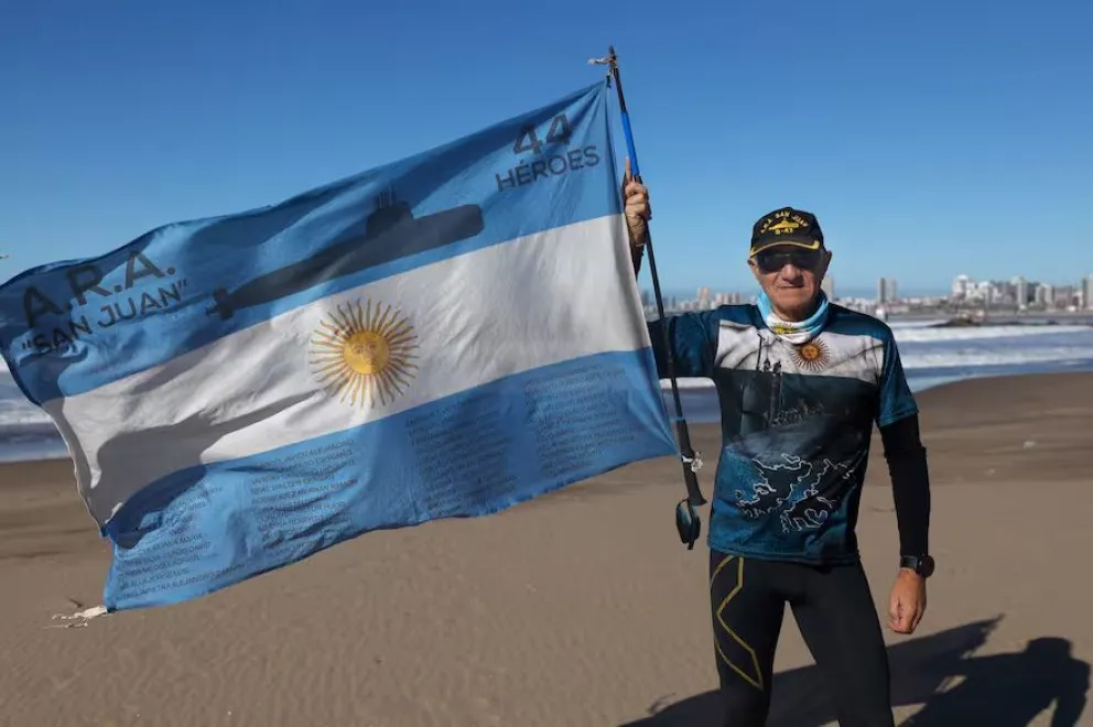 Fue submarinista, tripuló el ARA San Juan y ahora camina más de 3000 km. para homenajear a sus compañeros