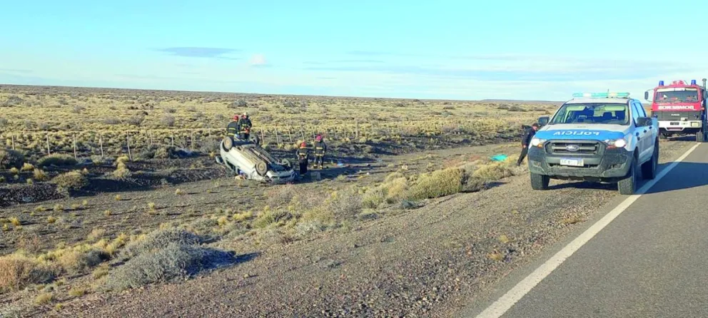 Un hombre y una mujer de Las Heras murieron en fatal vuelco automotor al norte de Río Mayo