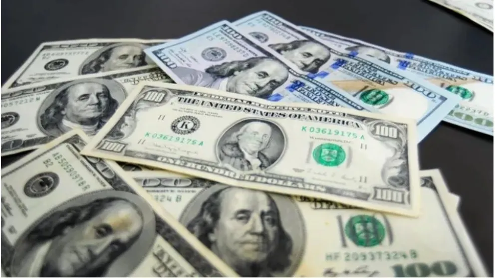 El BCRA levantó el "cepo" al dólar cara chica y estimula la regularización