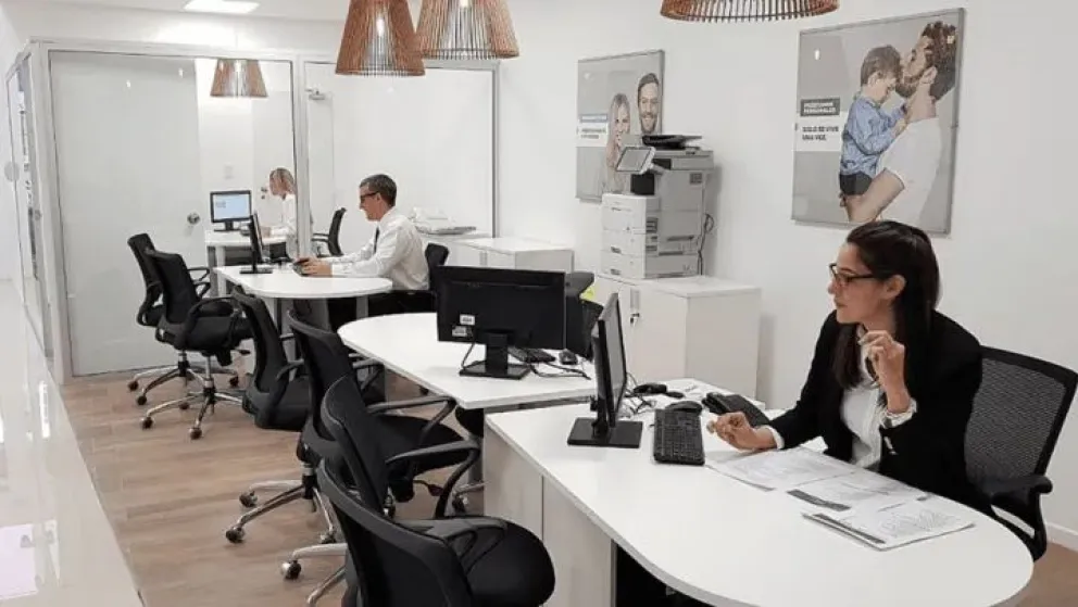 Importante banco ofrece empleo home office: los puestos y cómo postularse