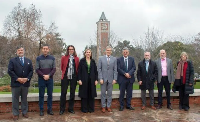 El presidente de YPF visitó la Universidad Austral y dijo que su objetivo es “cuadriplicar el valor de la compañía en 4 años”