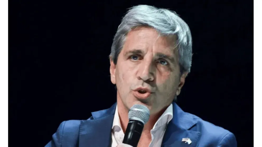 Para Luis Caputo, la oposición busca "desestabilizar el programa económico"