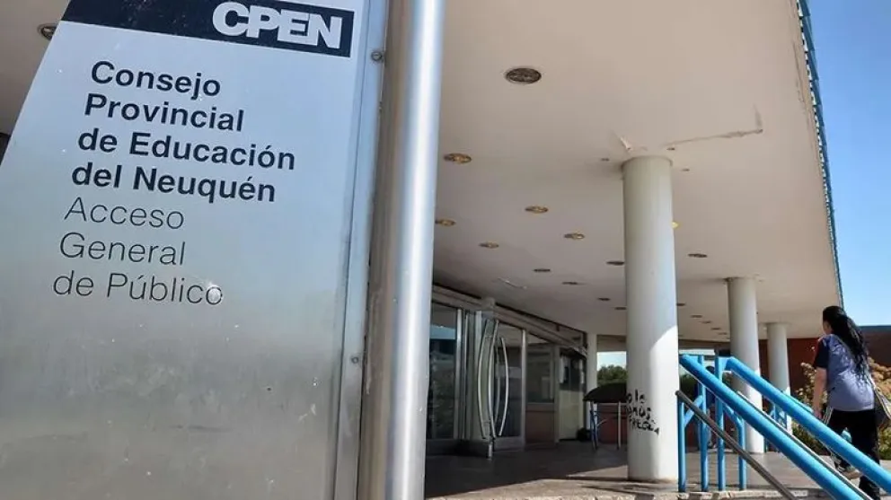 Escándalo en Neuquén por una red de falsificación de certificados