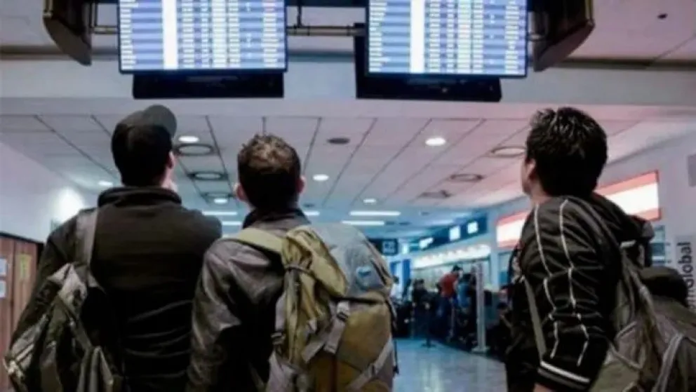 Más de 50 vuelos afectados por medidas gremiales en Aeroparque: comienza a normalizarse la situación