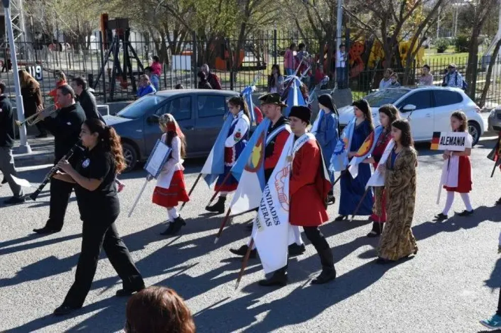 Este domingo se realizará el tradicional desfile de Colectividades en barrio Laprida