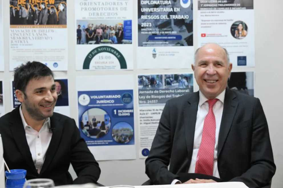 Torres participó junto a Ricardo Lorenzetti de una conferencia magistral en la UNPSJB